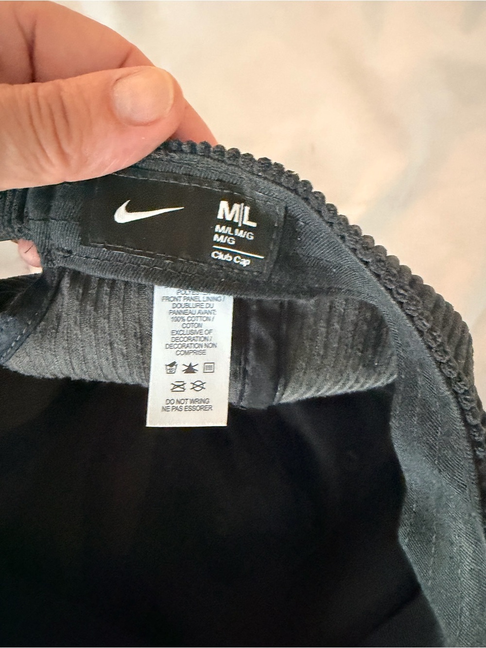 Nike Black Corduroy Knicks Cap with White Embroidery - Picture 2 of 4